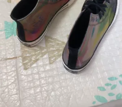 匡威CONVERSE全新女士运动鞋，变色，...