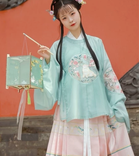 七月夕 雪山蓝猫 明制绣花圆领大襟短衫补服...