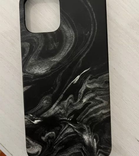 新买的手机壳,买重了一个,闲置出售 要的私...