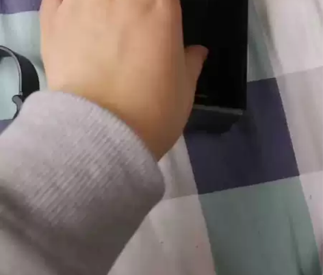 阿玛尼手表，自配了一根表带的，一折出售 感...