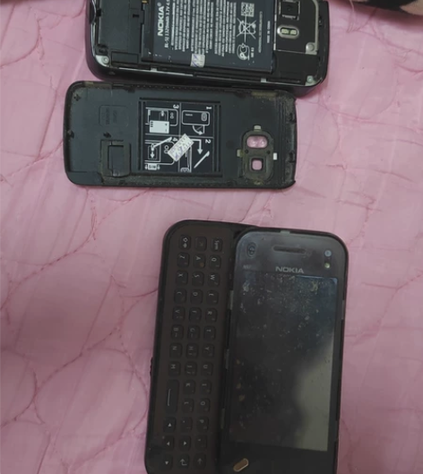 诺基亚 nokean97配件 两个一起60...