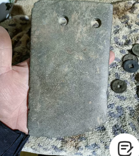 石器时代石斧造型完美几千年的东西。不是实用...