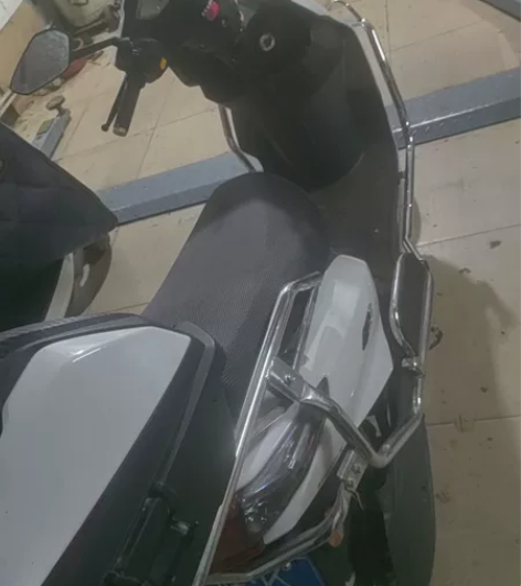 五羊电动车，72伏的，6颗大电瓶，行驶一千...