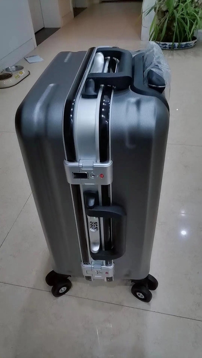 铝框行李箱铝框加厚USB铝框行李箱旅行箱2...