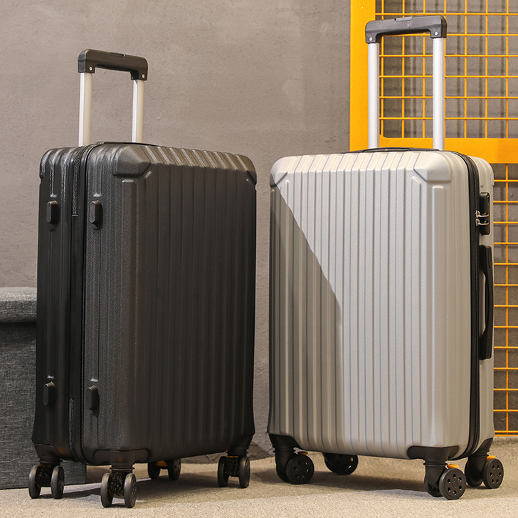 22寸行李箱白色款