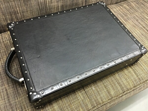 收藏级别的，纪梵希经典款手提箱。纪家的经典...