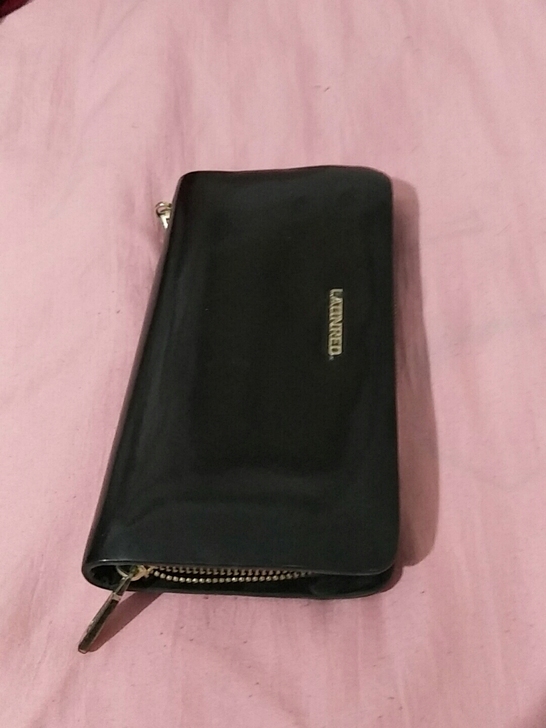 这个是九成新的，没磨损，在郑州买的时候35...