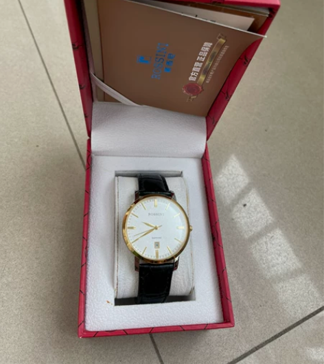 罗西尼手表石英表 该款官网还在售，不到三分...