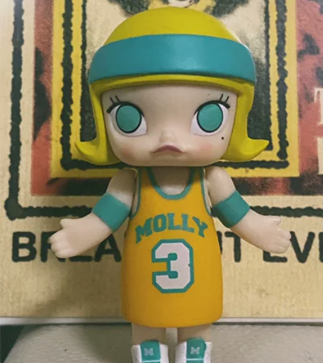 绝版盲盒molly初代运动系列玉肌篮球泡泡...
