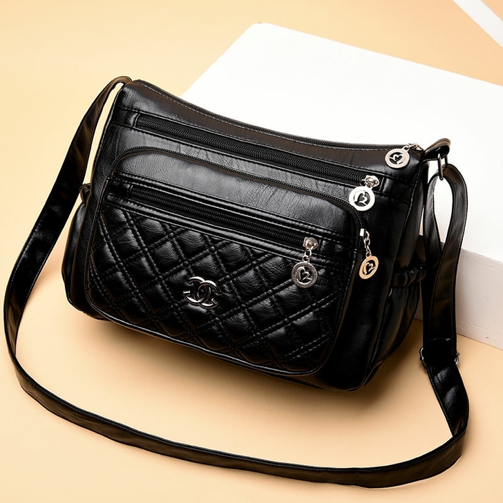 2019新款百搭大气中年女包妈妈包婆婆包多...