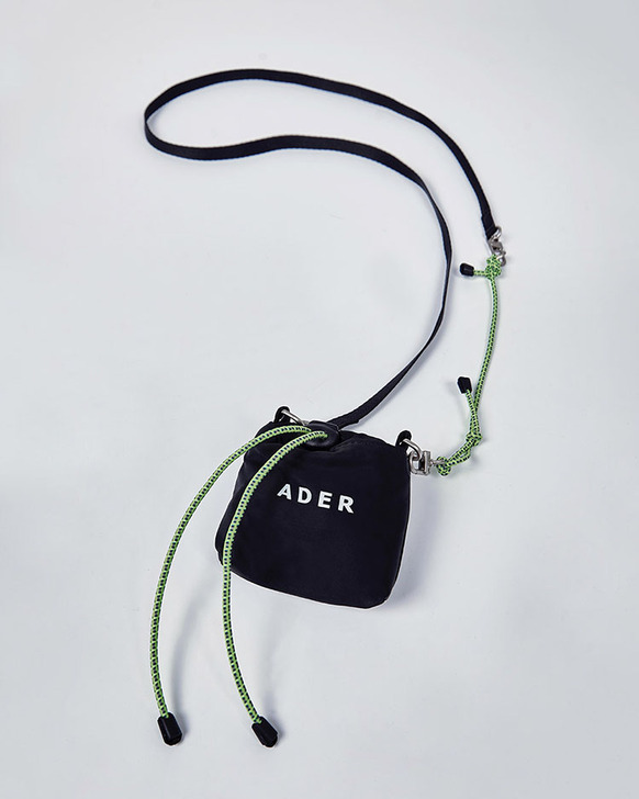 du家自制】韩国小众设计师款抽绳小挎包男女...