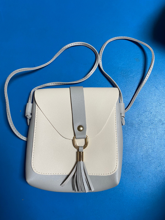 牛皮斜挎小包 全新