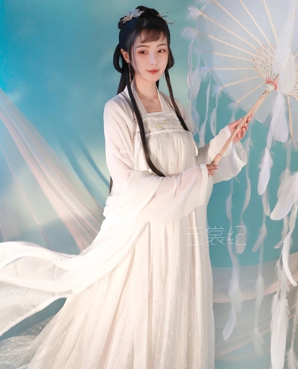 东月棠汉服（云裳纪汉服）图一二