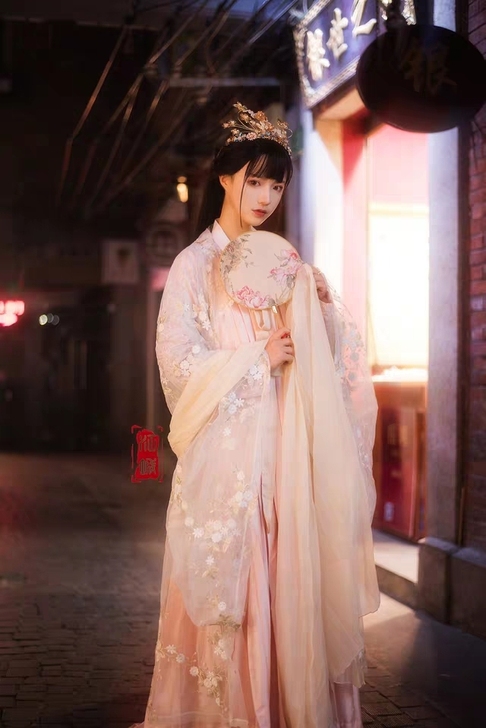 江城记原创汉服中国风《织女星》 春夏秋女一...