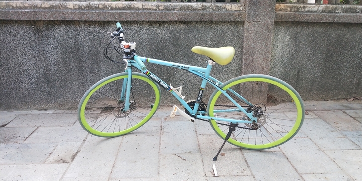 死飞变速自行车，正常行驶喜欢的联系吧本地自...