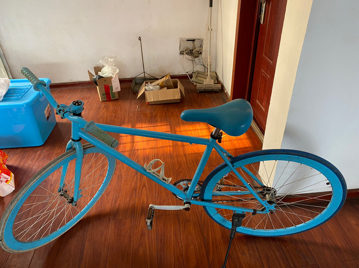 自行车，公路车，死飞（倒刹）