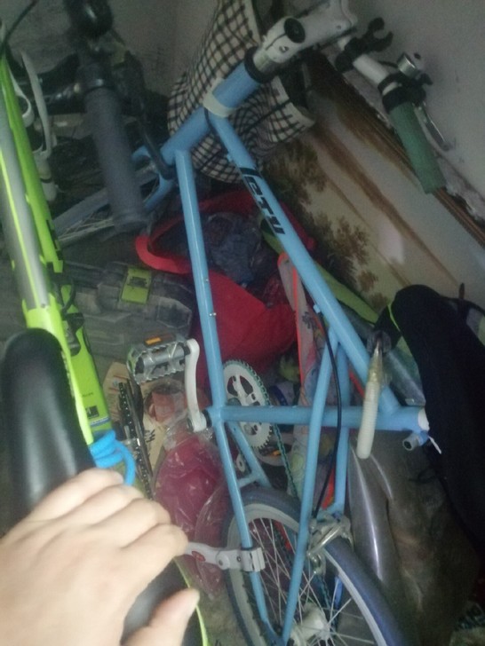 ,死飞一辆死飞200元,死飞是双后齿轮的可...