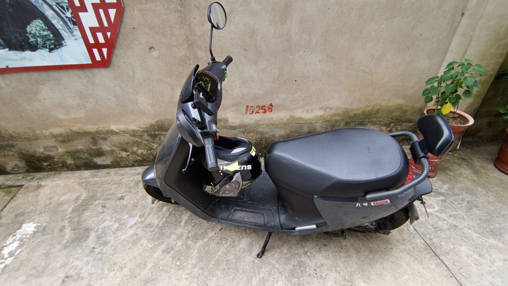 九号e200p，9000多公里，佛系转卖，...