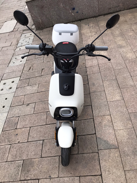 九号电动B90电动车