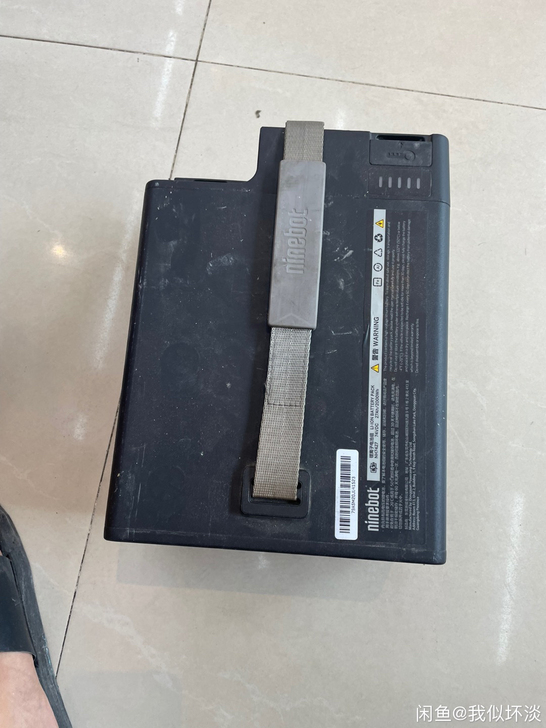 九号电动两块原装电池吧。用了200公里激活...