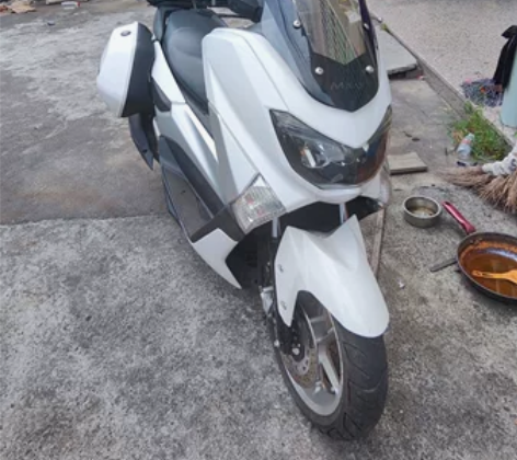 出一台立雅猛士150  21年4月的 60...