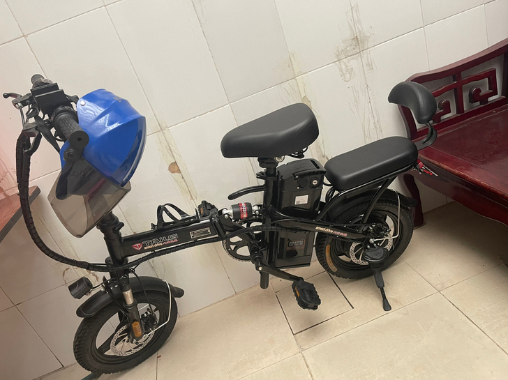 台铃代驾折叠电动车，电池续航65公里左右买...