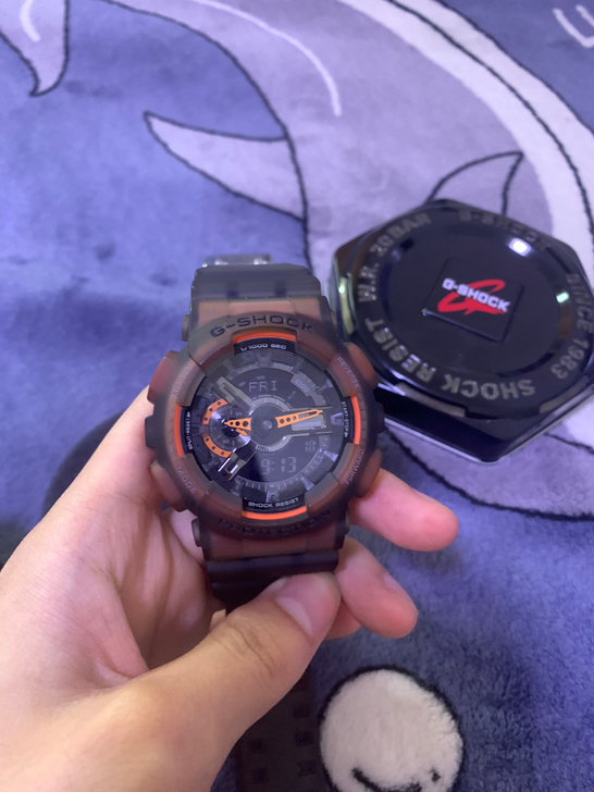 卡西欧冰韧，京东买的，买来也没戴过几次，外...