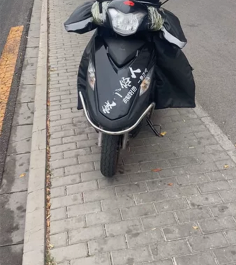 2018年10月，京b公户，豪爵摩托车出售...