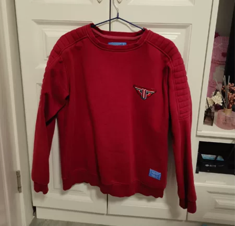 男士加绒加厚卫衣XL码30包邮，胸前略有污...