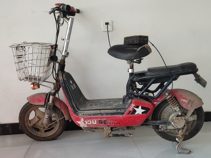电动车旧电车，回去洗洗就可以了，上面好多土...