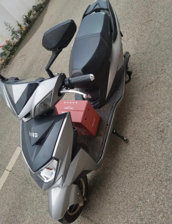台铃电动车 72v 能跑60 成色很新