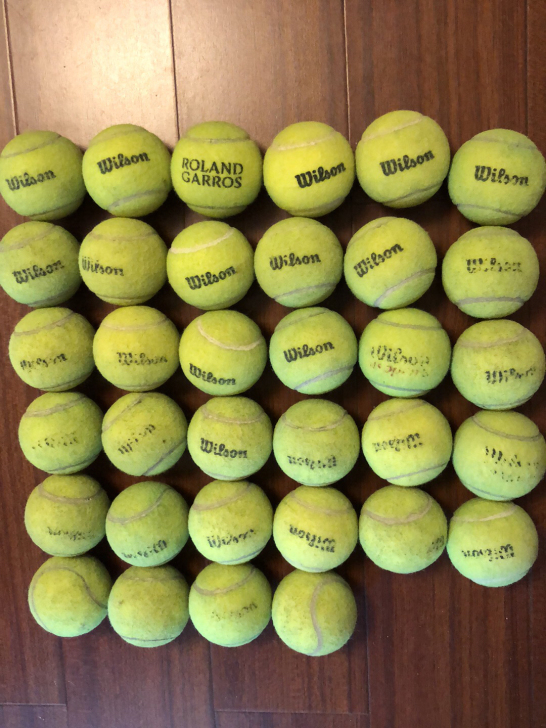 Wilson网球35个，成色如图。包邮！