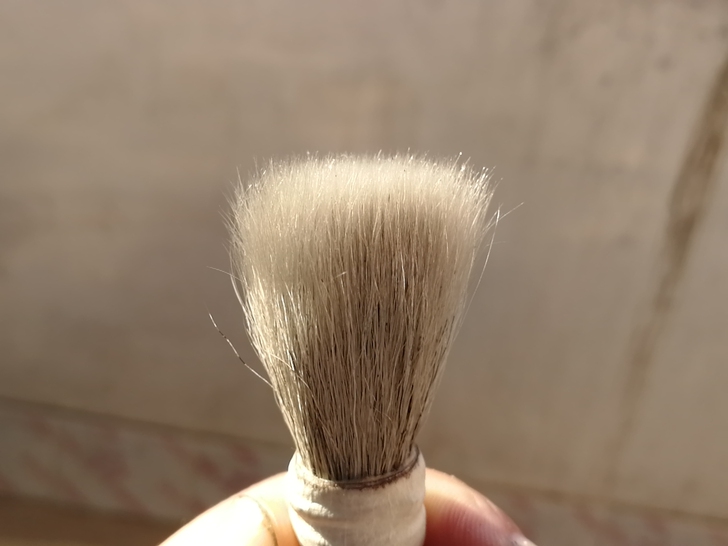 上海工艺 玉筍 纯羊光锋。出锋4，毫径1....