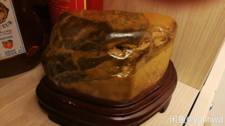 天然原石，底座是樟木材质，可做客厅书房办公...