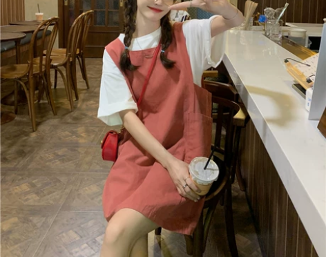 背带裙女夏2022新款可爱日系工装风减龄宽...