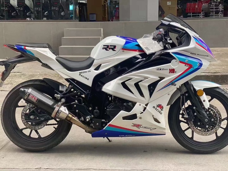 宝雕双R.200cc.自带流水灯，车况非常...