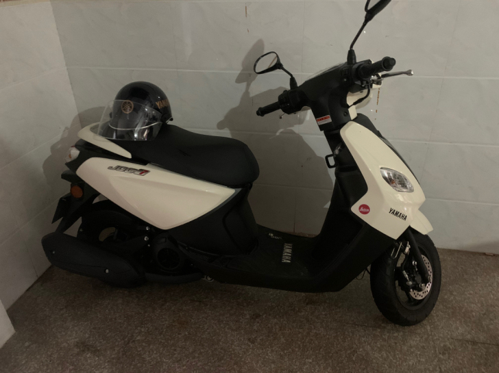 桂P牌今年三月份的车。没有倒过车，外壳完好...