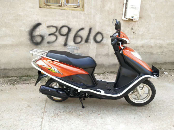 二手摩托车，踏板车，女装车二手摩托车五羊本...