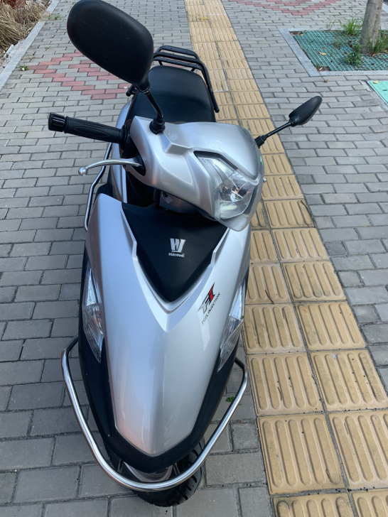 个人闲置出2020年8月上牌的豪爵100摩...