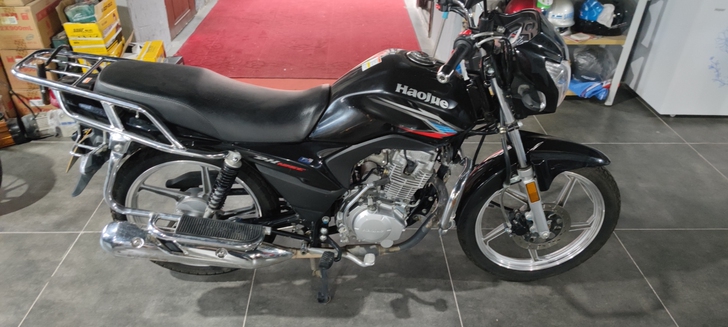 豪爵dm125，20年11月车，车况板正没...
