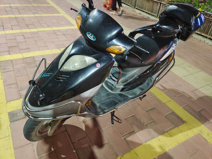 豪爵女装摩托车，排量125cc，转卖