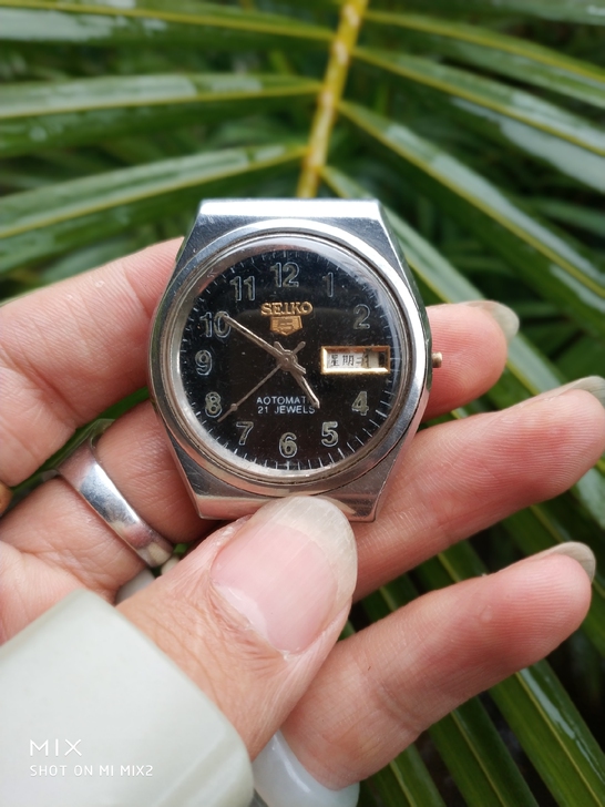 翻箱倒柜...找到一块90年代日本精工手表...