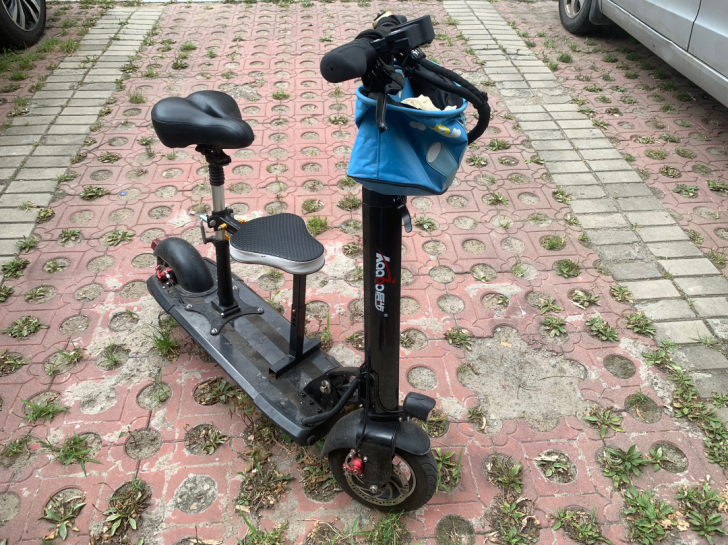 闲置启步电动滑板车，媳妇儿带孩子上课外班专...