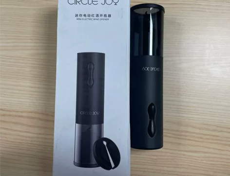 全新仅拆封，迷你电动红酒开瓶器 黑色，原装...