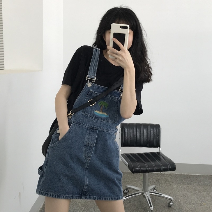 入手之后只穿过几次,一直闲置,质量没有问题...