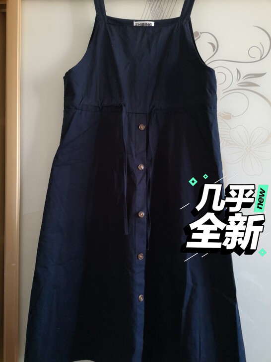 背带裙 收腰背带裙 买来只穿过两次 几乎全...