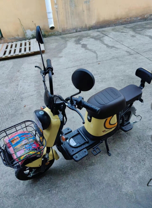 闲置电单车，日期还很新，需要的联系我。