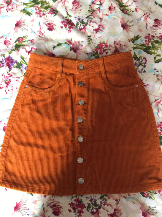 Zara灯芯绒包臀裙，码数XS，万达实体店...