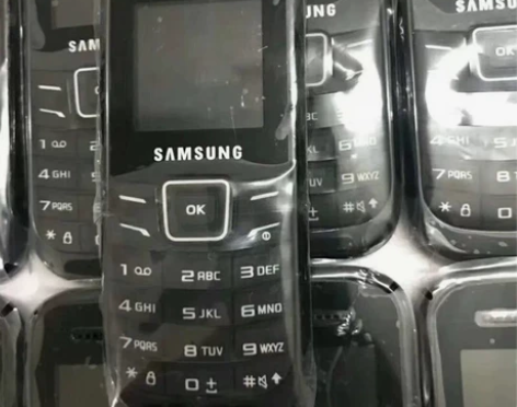 全新库存机三星E1200M单卡学生手机老人...