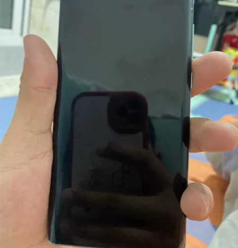 荣耀60，8+256，刚买没有几个月，记得...